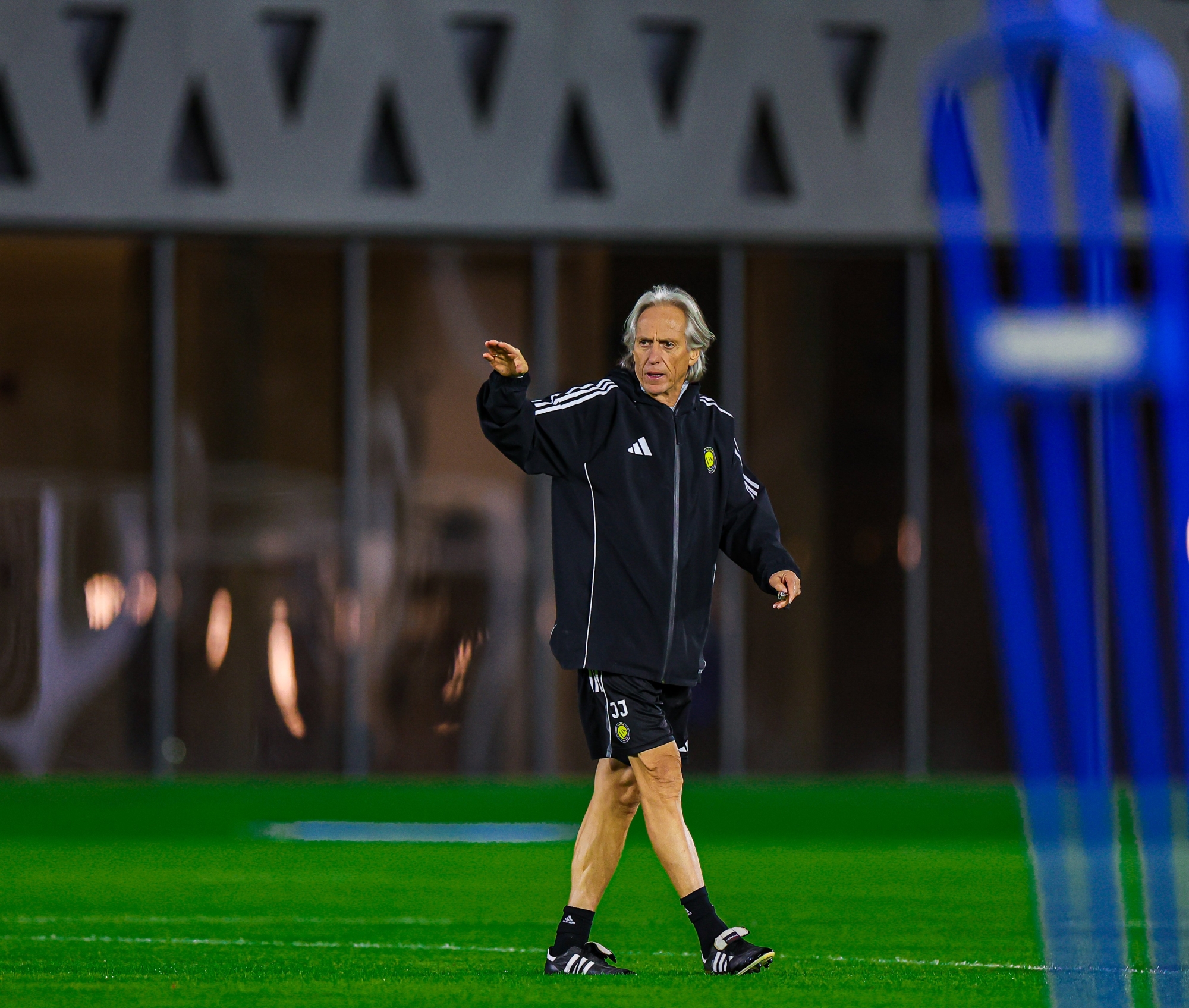 جيسوس يطلب تدعيم دفاع النصر واستبعاد 4 لاعبين | أخبار دوري روشن