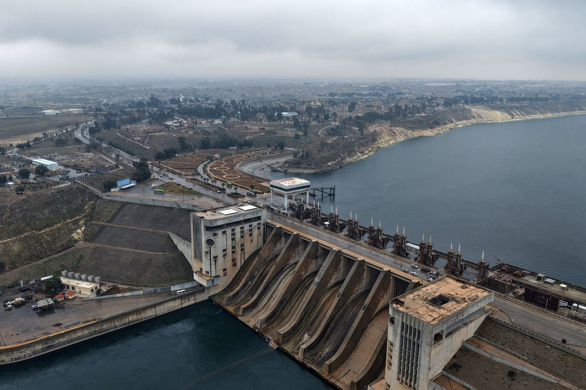 الجيش السوري يسيطر على حقلي العمر وكونيكو شرق سوريا