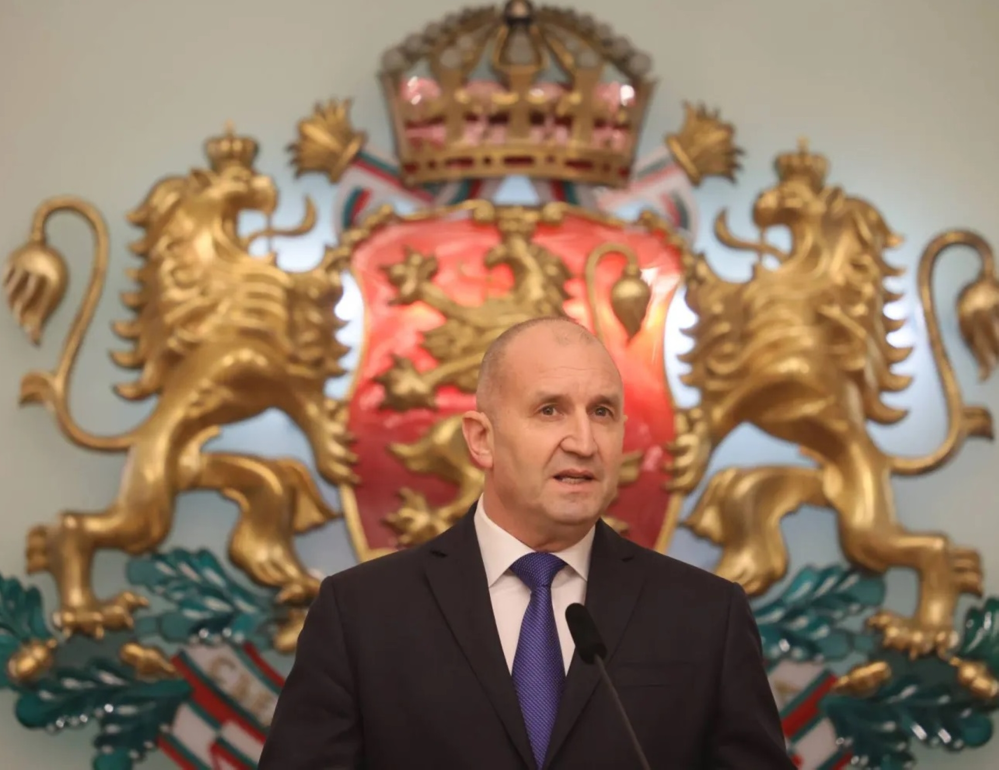 استقالة رئيس بلغاريا: تداعيات الأزمة السياسية والانتخابات