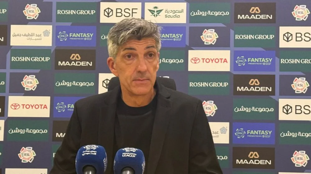 ألغواسيل يقود الشباب لفوز ثمين على نيوم في دوري روشن