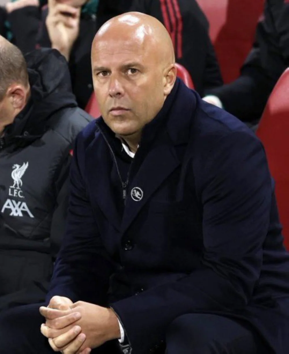 سلوت محبط بعد تعادل ليفربول وبيرنلي وصيحات استهجان في أنفيلد