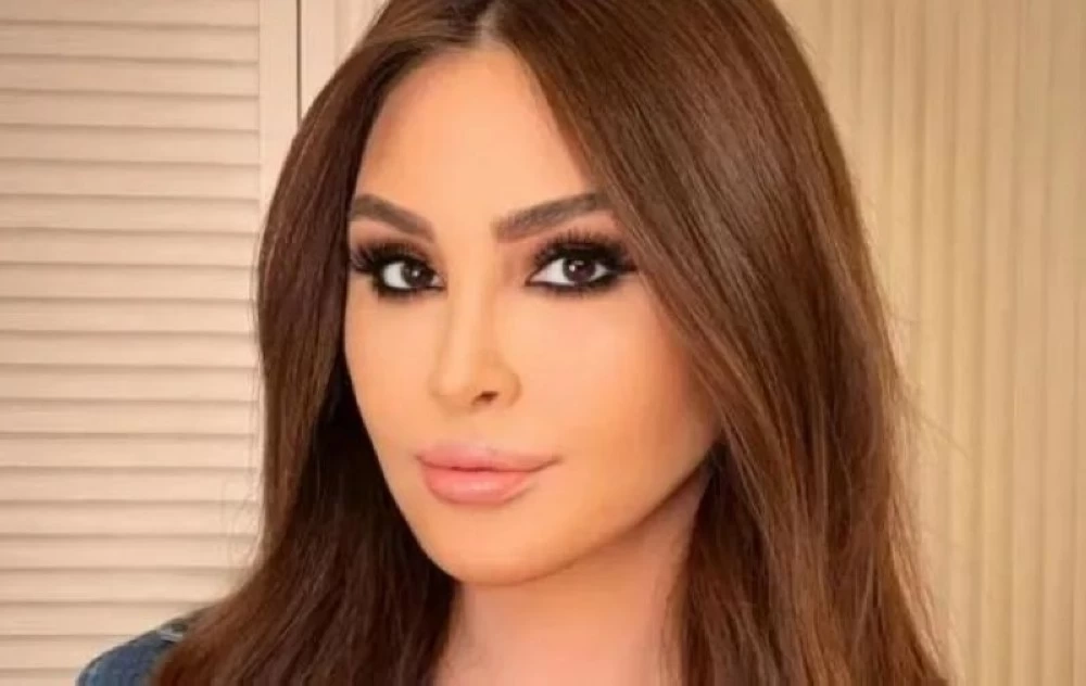 إليسا تؤجل أغنية من ألبومها الجديد بسبب الأوضاع في لبنان