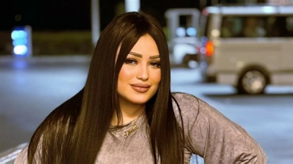 وقف دنيا الألفي عن الغناء وإحالتها للتحقيق بسبب فيديو البصق