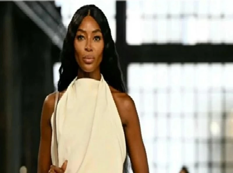 ناعومي كامبل ترد على ظهور اسمها في ملفات جيفري إبستين