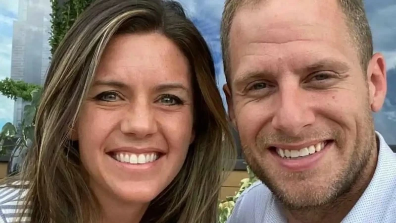 نجم أمريكان أيدول كالب فلين متهم بقتل زوجته: القصة الكاملة