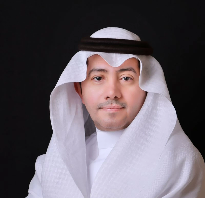 مأساة الشاعر بدر الحزين: دعوات للوفاء الثقافي بعد بتر قدمه