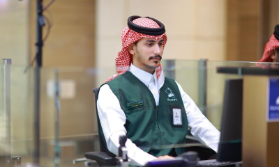 الجوازات تتيح حل المعاملات المتعذرة عبر خدمة تواصل في أبشر