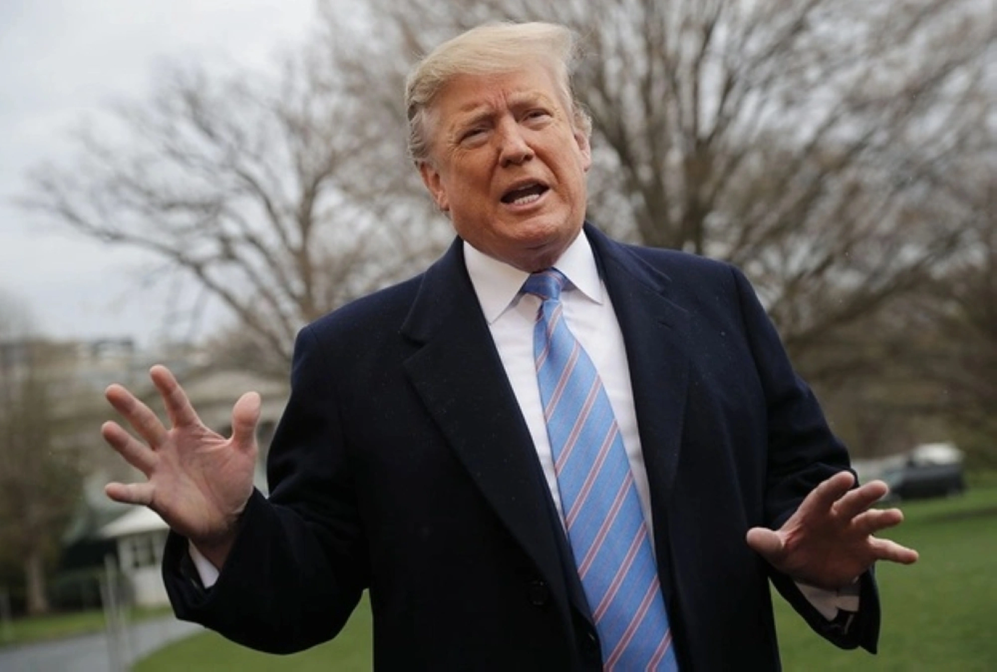 ترامب يهدد برسوم جمركية مضاعفة بعد قرار المحكمة العليا