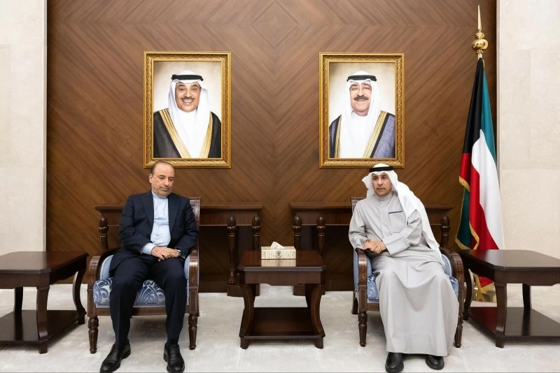 الكويت تستدعي السفير الإيراني احتجاجاً على الهجمات الصاروخية