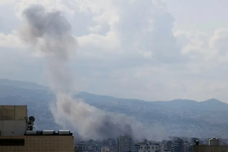 الجيش الإسرائيلي يقصف 250 هدفاً لحزب الله وتصعيد في بيروت